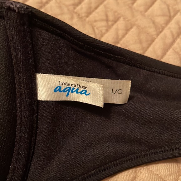 Padded black bikini top - Picture 5 of 5